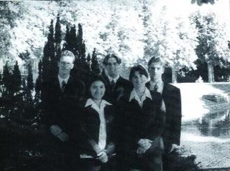 board 1999-2000 group photo