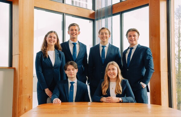 board 2025-2026 group photo