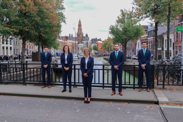 board 2020 - 2021 group photo