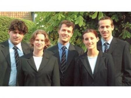 board 2002-2003 group photo